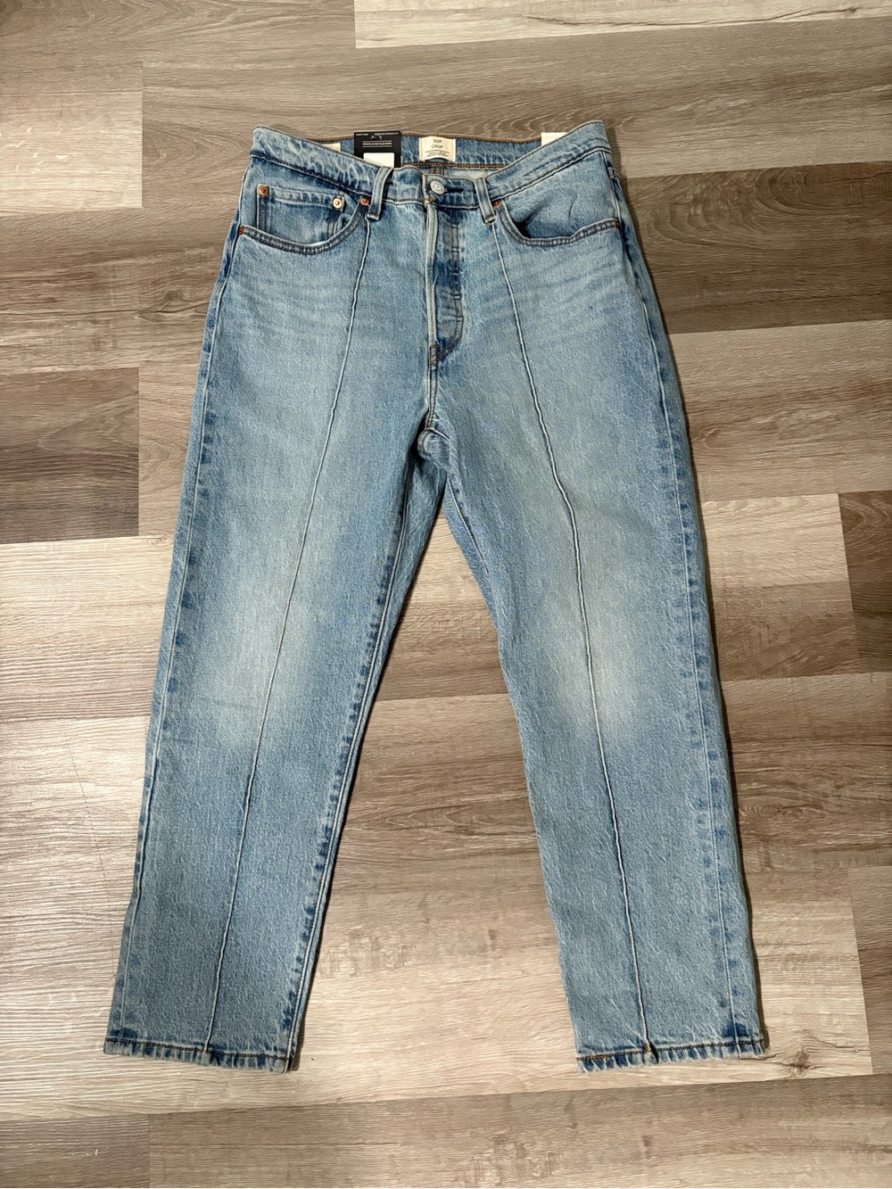 Levi’s 501 Women’s Crop Jeans 31x26 High Rise Straight Leg Light Wash NWT